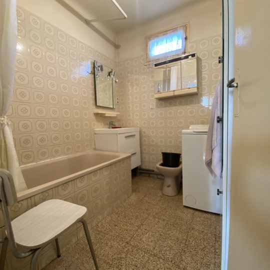  Annonces MARSEILLE 13EME : Appartement | MARSEILLE (13013) | 64 m2 | 125 000 € 