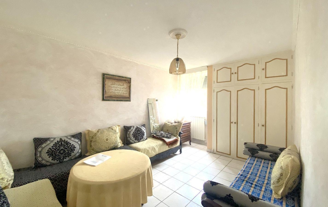 Annonces MARSEILLE 13EME : Appartement | MARSEILLE (13013) | 67 m2 | 132 000 € 