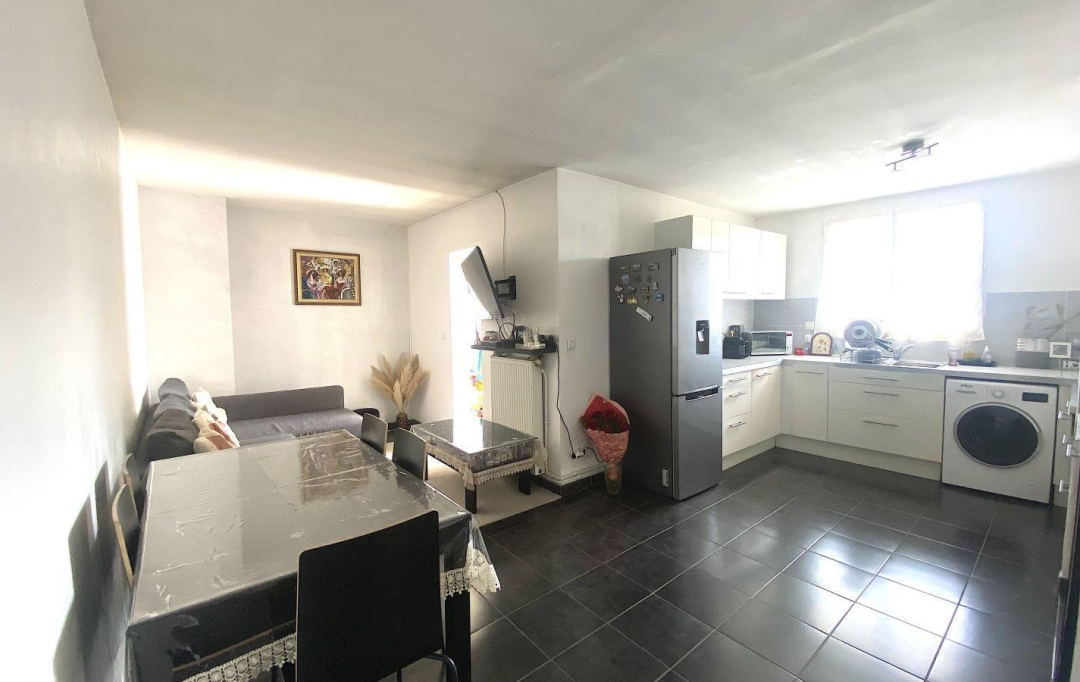 Annonces MARSEILLE 13EME : Appartement | MARSEILLE (13013) | 50 m2 | 105 000 € 