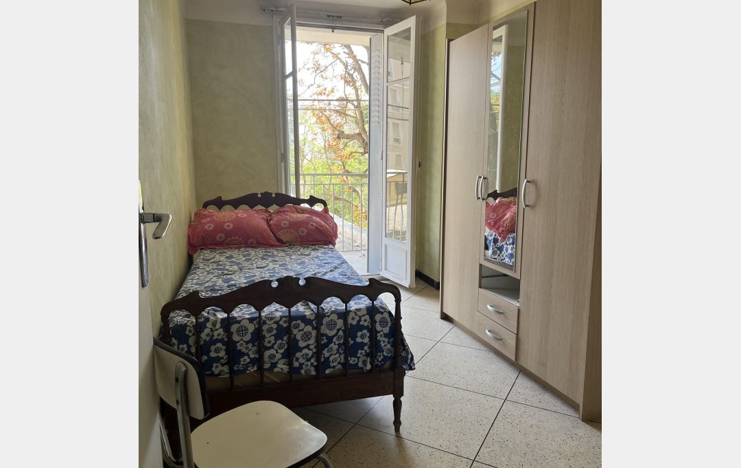 Annonces MARSEILLE 13EME : Appartement | MARSEILLE (13013) | 55 m2 | 96 000 € 