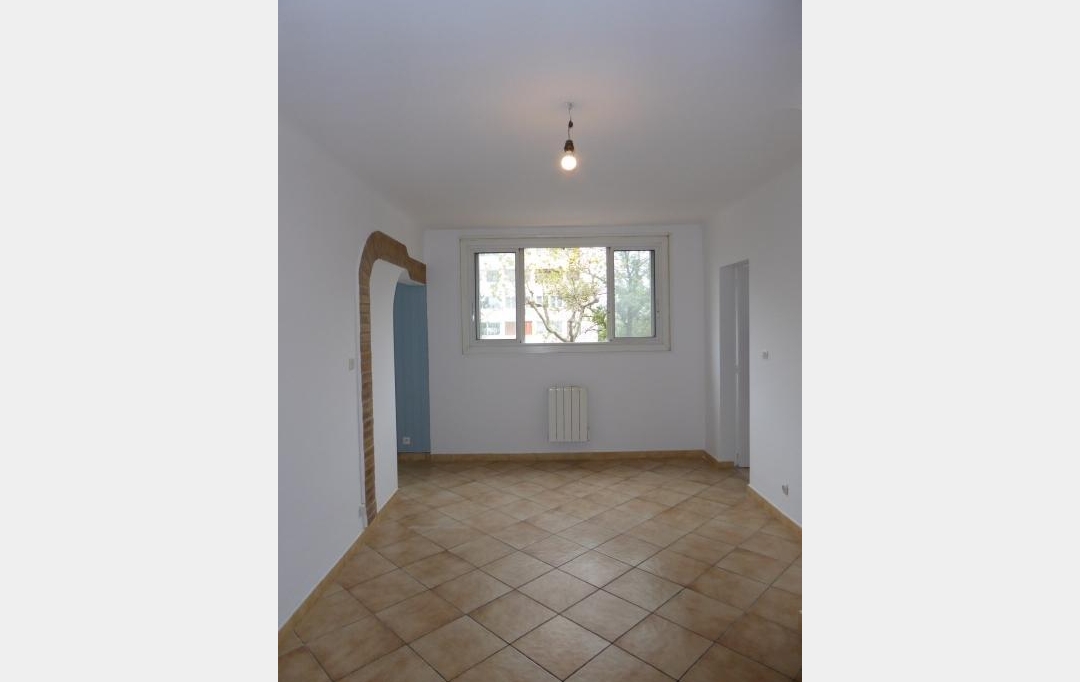 Annonces MARSEILLE 13EME : Apartment | MARSEILLE (13013) | 66 m2 | 670 € 