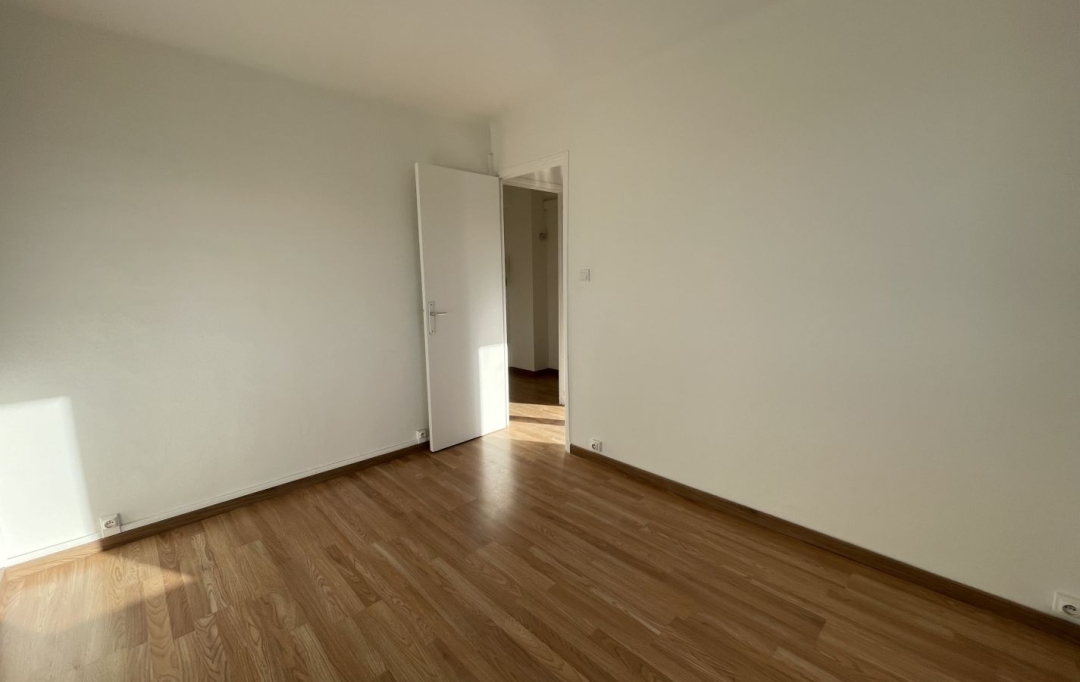 Annonces MARSEILLE 13EME : Apartment | MARSEILLE (13013) | 31 m2 | 660 € 