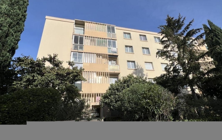 Appartement P4   MARSEILLE  64 m2 125 000 € 